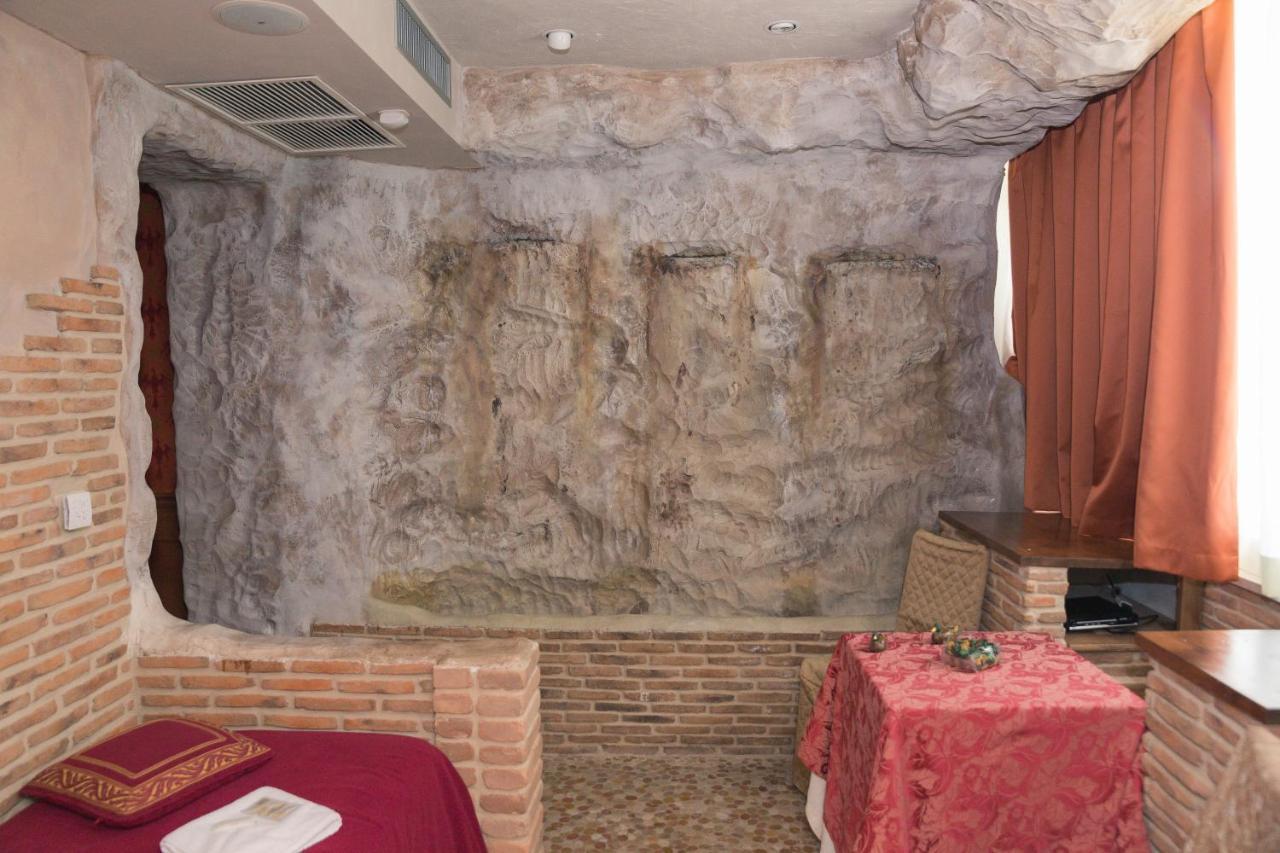 Il Castello Di Perano Ξενοδοχείο Εξωτερικό φωτογραφία