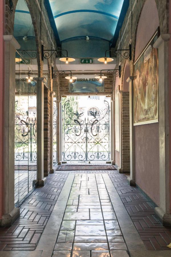 Il Castello Di Perano Ξενοδοχείο Εξωτερικό φωτογραφία